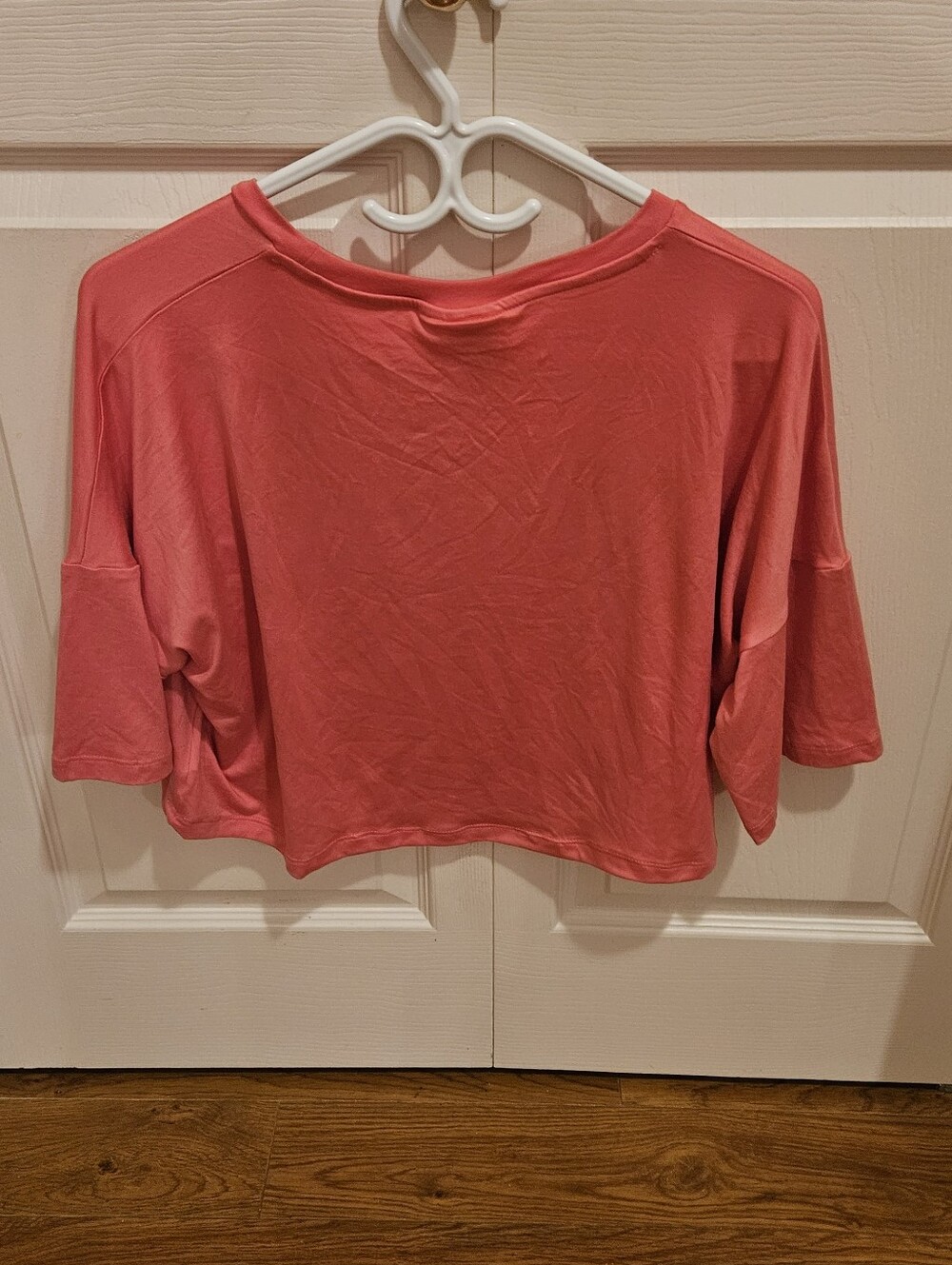 Hello Kitty Cropped Tee, NWT - Picture 2 of 5